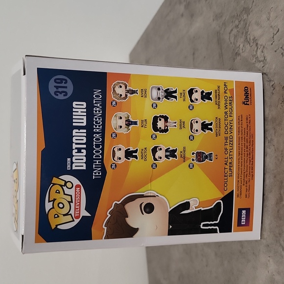 Funko Pop! Doctor Who - Tenth Doctor Regeneration #319 (Glow in the Dark) - Picture 4 of 8